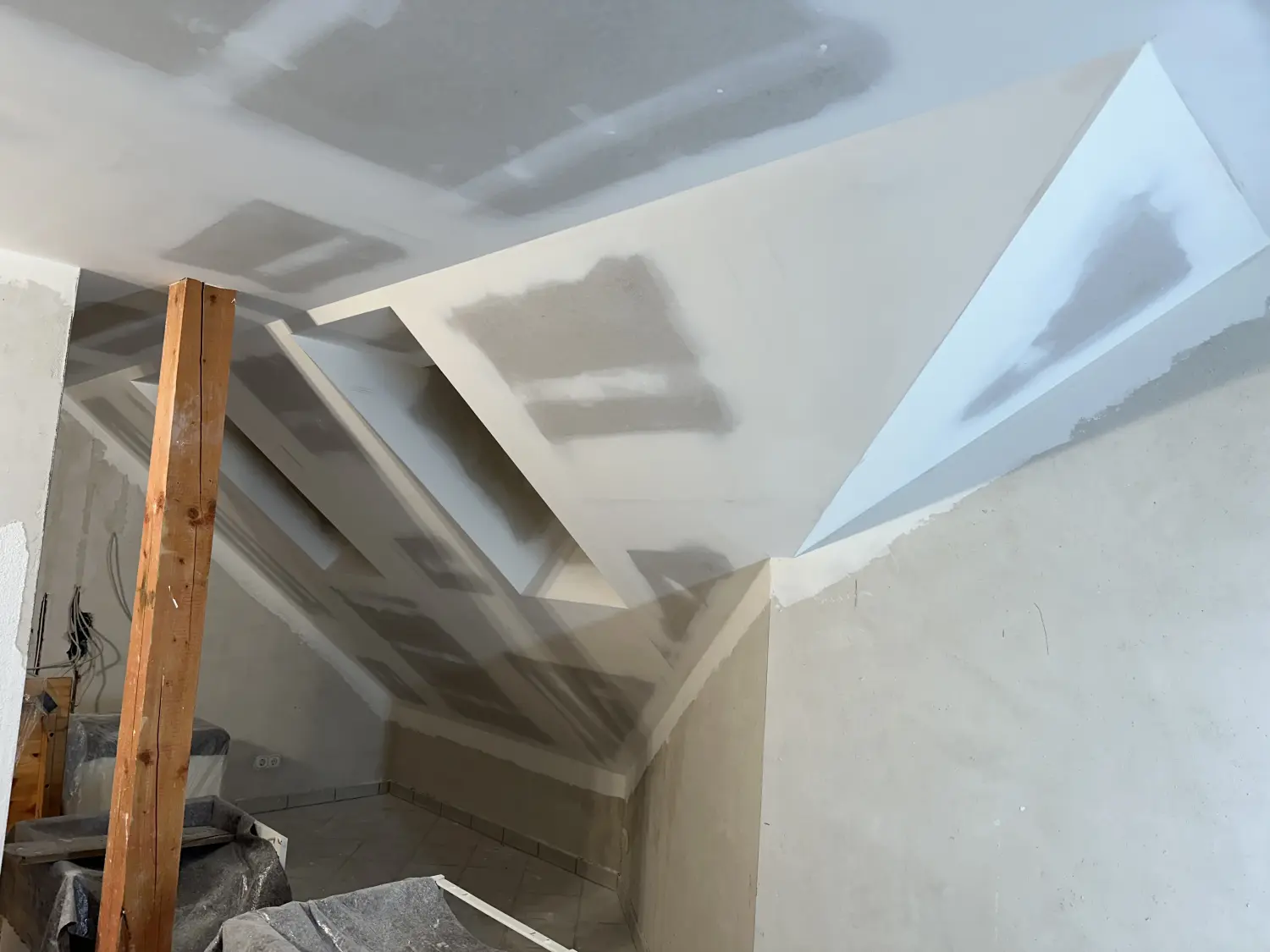 Schloska, Innensanierung, Heroldsbach EFH, Trockenbau Referenzbild