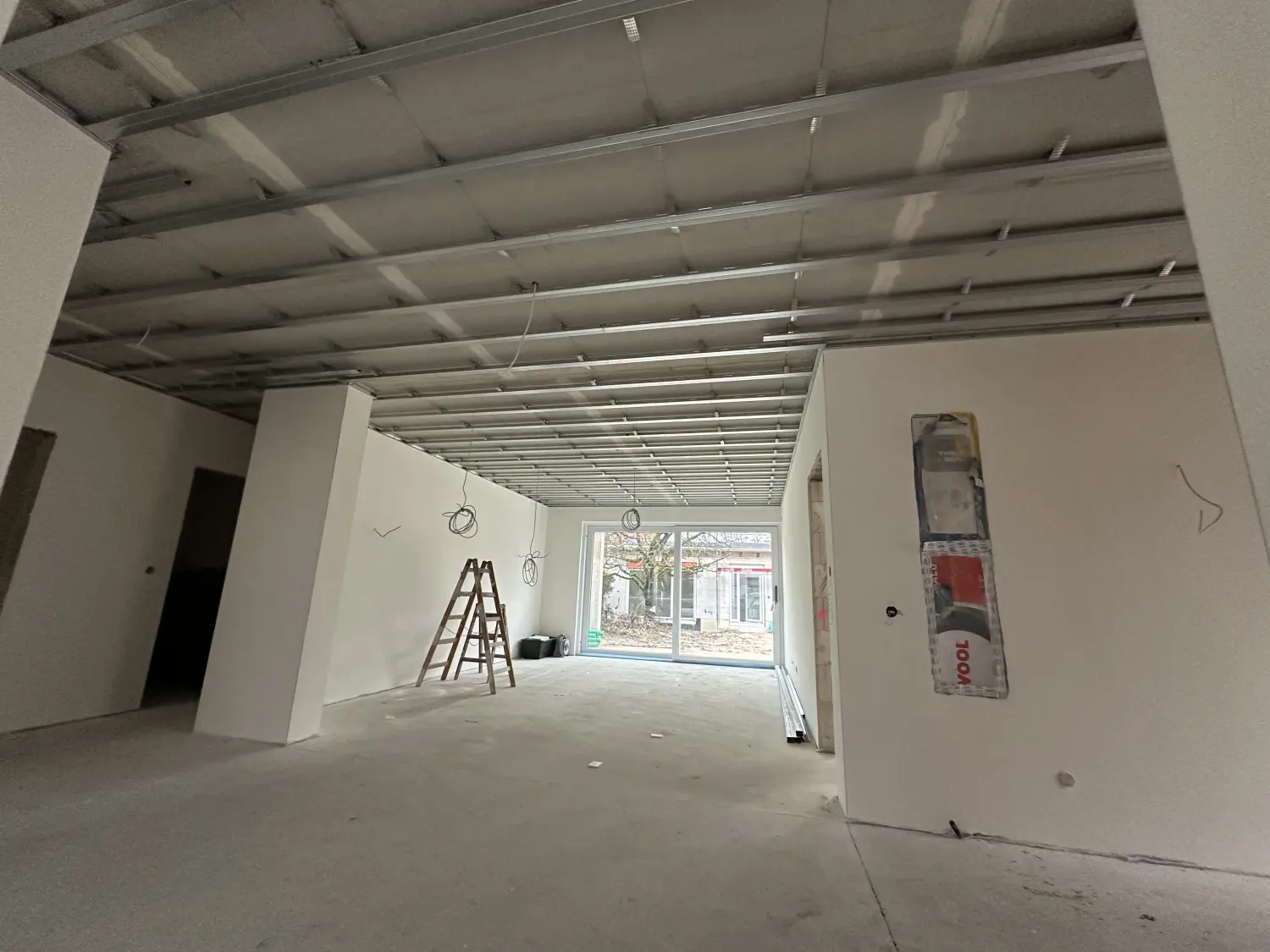 Schloska, Innenrenovierung, Akustikbau Referenzbild